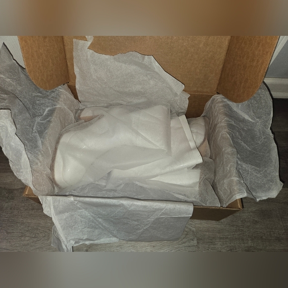 White Platform Heel Go go Boots, Women's Size 6, Faux Leather, New - Picture 11 of 13